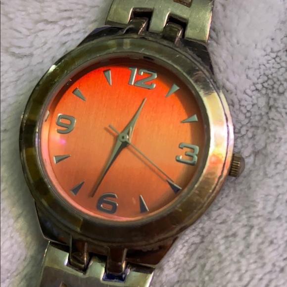 Watch - Picture 2 of 3